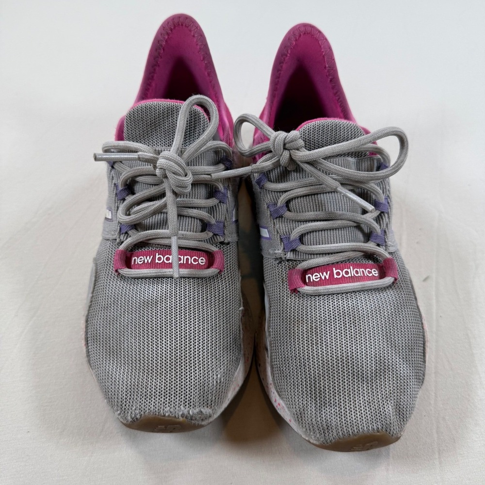 New Balance Fresh Foam Roay v1 Kids Running Shoes Grey Pink GS Size 6.5 Y